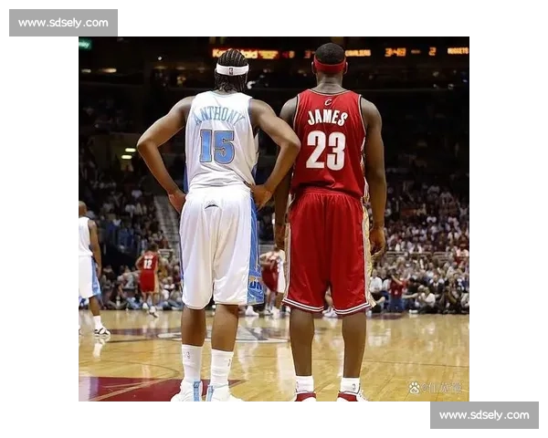 詹姆斯生涯两次替补背后的故事：兄弟情谊与伤病管理的双重见证